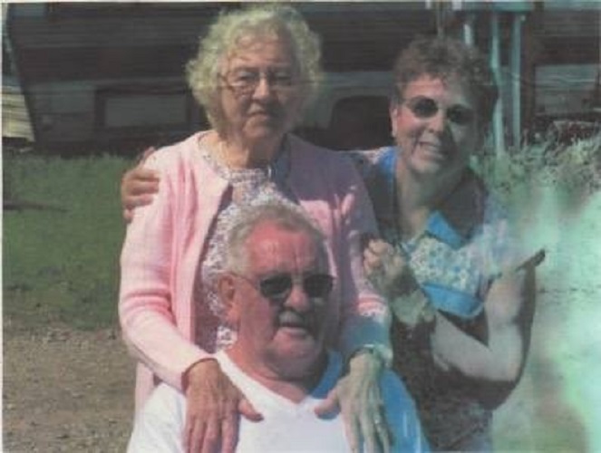 circa 2010 photo of Peg Owlett Maines, Frank Owlett and Rieta Baker Boyden